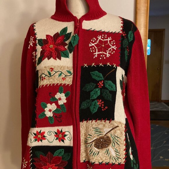 Tiara International Winter Sweater - Picture 1 of 12